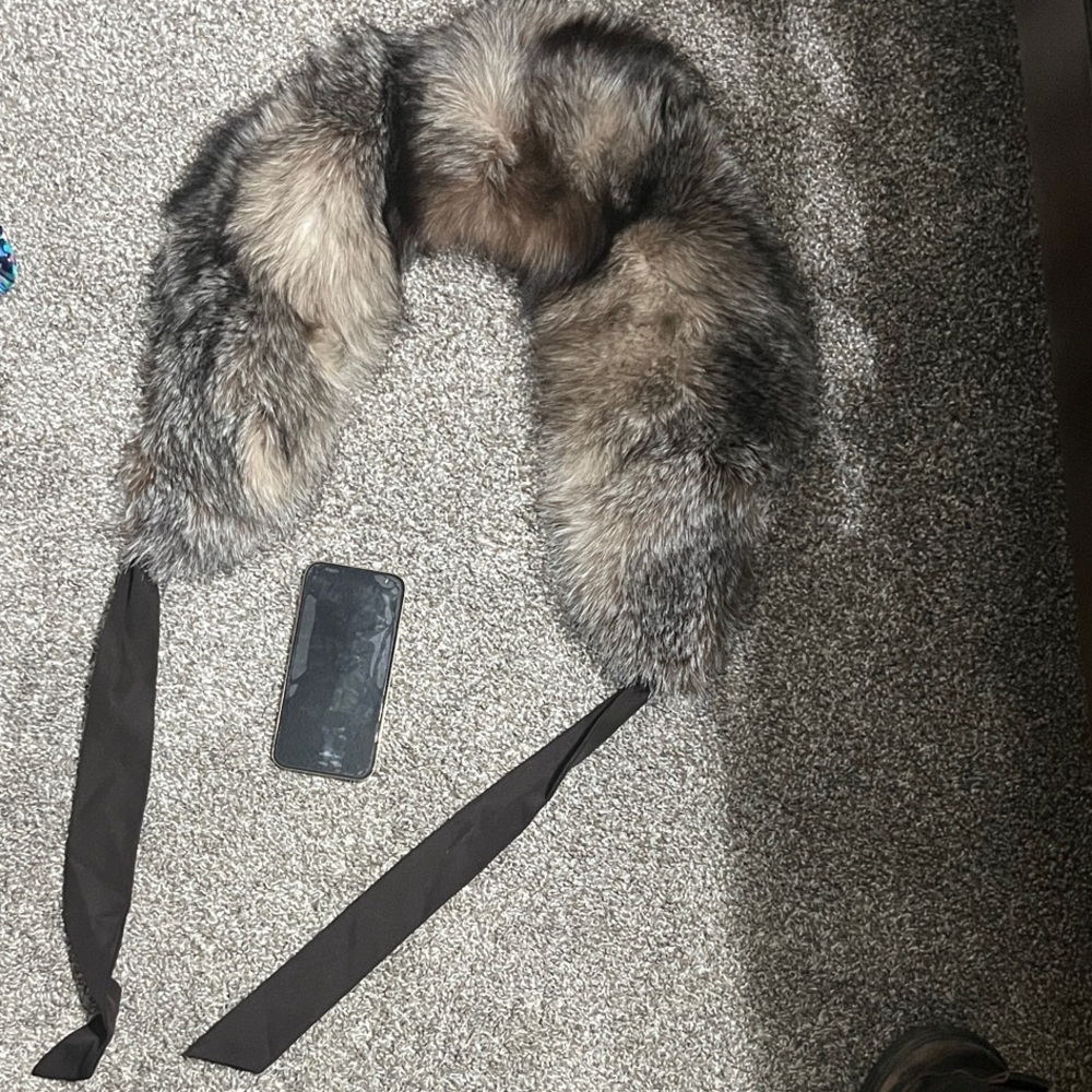Mitchie’s Matchings Indigo/Silver Fox Fur Scarf Collar Wrap With Ribbon Ties